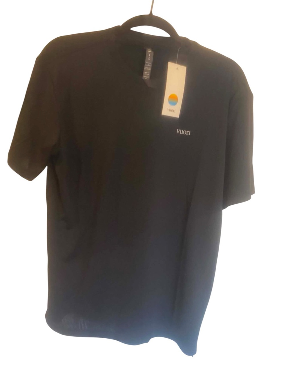 NWT Vuori Men’s SS Strato Breathe Tee Size Small BLACK